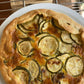 QUICHE + CREMA DE ZANAHORIAS ORIENTAL + E  NSALADA MIXTA